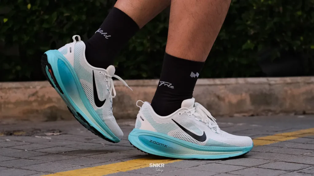 รีวิว Nike Vomero 18 รองเท้าวิ่งสาย Max Cushion โฟม ZoomX + ReactX พื้นหนานุ่ม รองรับแรงกระแทกสุดๆ