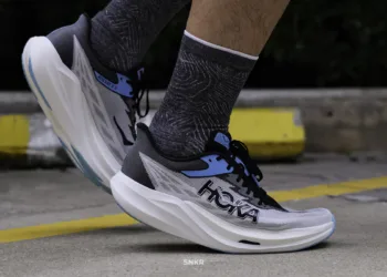 รีวิว HOKA Rocket X 3 รองเท้าวิ่งแข่งขันมาราธอน นุ่ม ไหล และยังเป็นมิตร