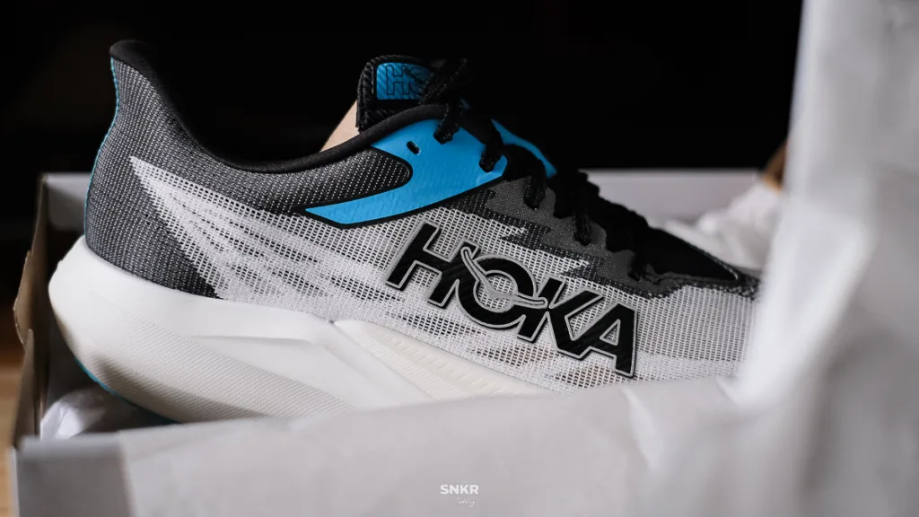 พรีวิว แกะกล่อง พาชม HOKA Rocket X 3 รองเท้าวิ่งแข่งขันมาราธอนรุ่นใหม่
