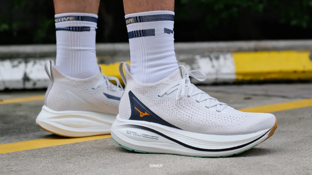 รีวิว Mizuno Neo Vista 2 รองเท้าวิ่ง Super trainer นุ่ม เด้ง ไหล วิ่งเพลิน