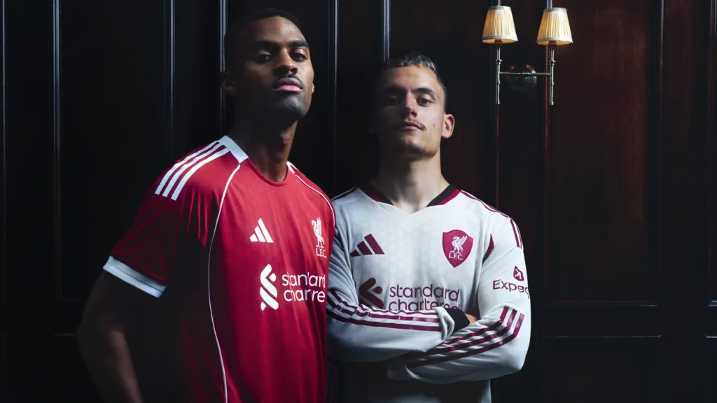 adidas และ Liverpool เปิดตัวเสื้อแข่งขันเหย้าและเยือนประจำฤดูกาล 2025/26