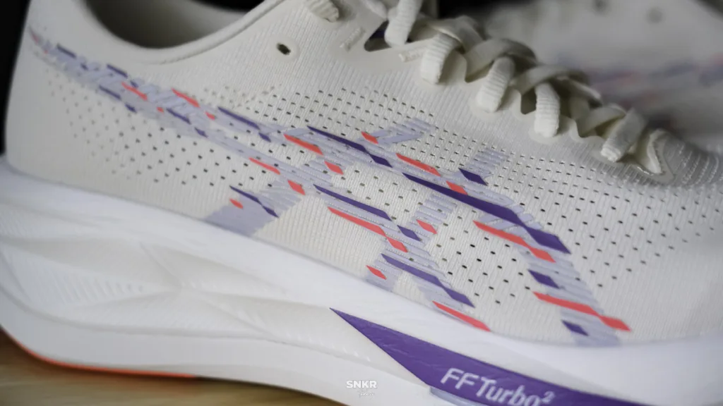 พรีวิว: แกะกล่อง พาชม ASICS SONICBLAST รองเท้าวิ่ง Super trainer ที่เติมเข้ามาในตระกูล Blast