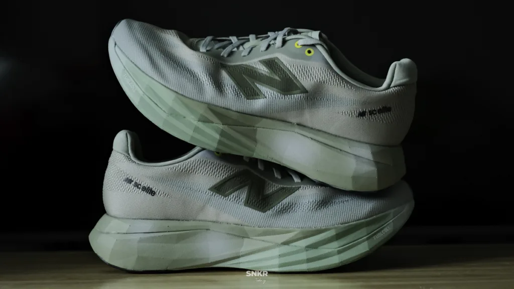 แกะกล่อง พาชม New Balance FuelCell SuperComp Elite v5 "Ginkyo" แรงบันดาลใจจากเครื่องปั้นดินเผาประเทศญี่ปุ่น