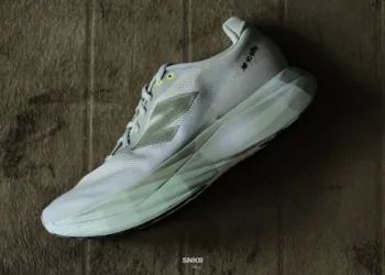 แกะกล่อง พาชม New Balance FuelCell SuperComp Elite v5 "Ginkyo" แรงบันดาลใจจากเครื่องปั้นดินเผาประเทศญี่ปุ่น