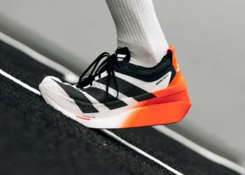 อาดิดาส เปิดตัว adidas Adizero Dropset Elite รองเท้าฟิตเนสไฮบริดรุ่นแรกที่ออกแบบมาสำหรับแข่งขันและฝึกซ้อม