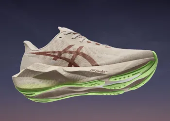ASICS NOVABLAST 6 เปิดตัวอย่างเป็นทางการ พร้อมอัปเกรดความเด้งด้วย FF TURBO SQUARED