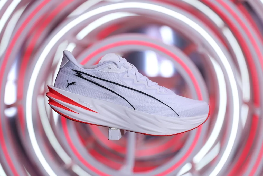 PUMA ประเทศไทย จัดงาน “DEVIATE PURE: PURELY FAST” เปิดตัว รองเท้าวิ่งไร้แผ่นคาร์บอนรุ่นแรกของตระกูล DEVIATE พร้อมกิจกรรมวิ่งทดสอบรองเท้า