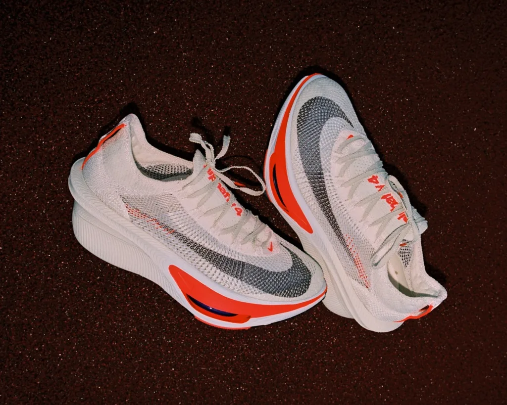 Nike เปิดตัว Alphafly 4 รองเท้าวิ่งรุ่นใหม่ล่าสุด ปลดล็อกความเร็วและความมั่นใจ เสริมพลังให้นักวิ่งไปได้ไกลกว่าเดิม