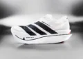 adidas Adizero Adios Pro Evo 3 สีขาวแถบดำ มุมด้านข้าง