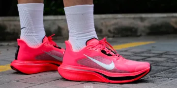 รีวิว Nike Pegasus Plus 2 เกิดมาเพื่อเป็นรองเท้าวิ่งสำหรับซ้อม