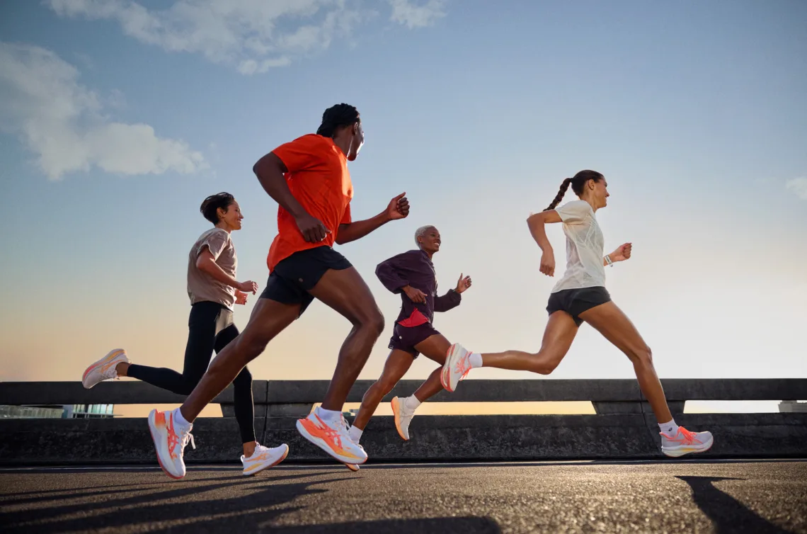 ASICS เปิดตัว RISE & SHINE COLLECTION แรงบันดาลใจจากแสงแรกของวัน พร้อมเผยโฉมรองเท้า SONICBLAST 2 รุ่นใหม่ล่าสุด