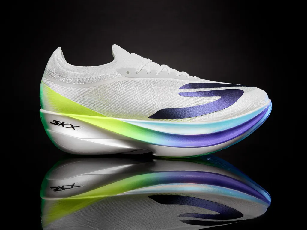 Skechers AERO Elite เปิดตัวรองเท้าแข่งขัน 167 กรัม ใช้ Quantum Plate และ Drop 4 มม.