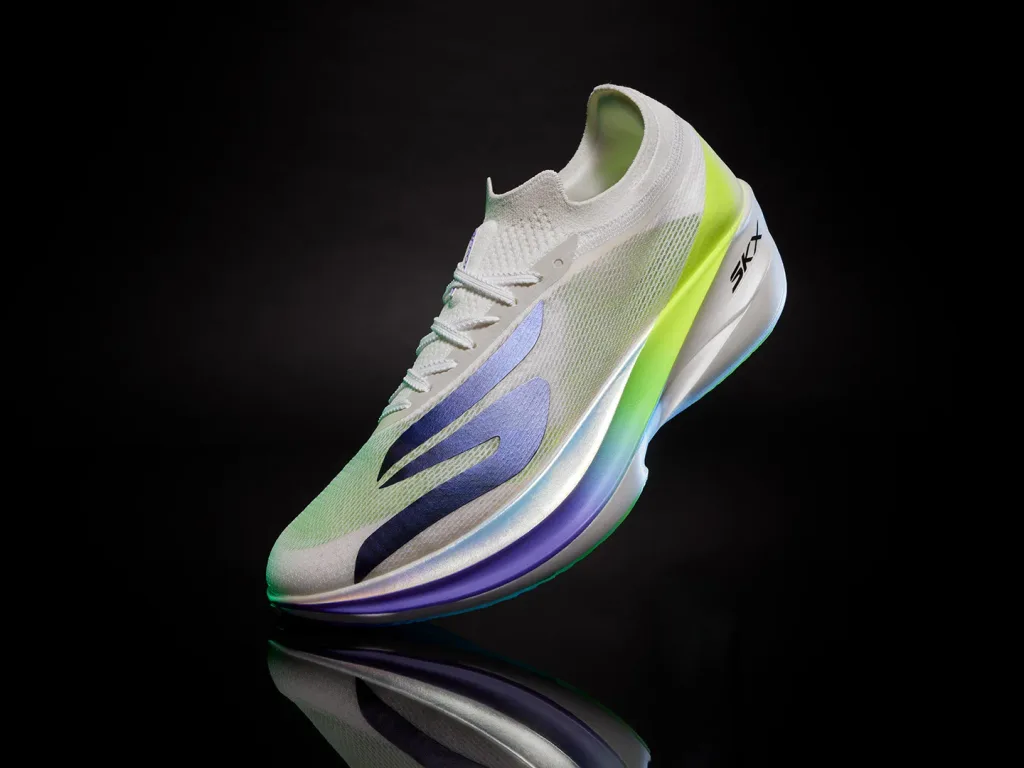 Skechers AERO Elite เปิดตัวรองเท้าแข่งขัน 167 กรัม ใช้ Quantum Plate และ Drop 4 มม.