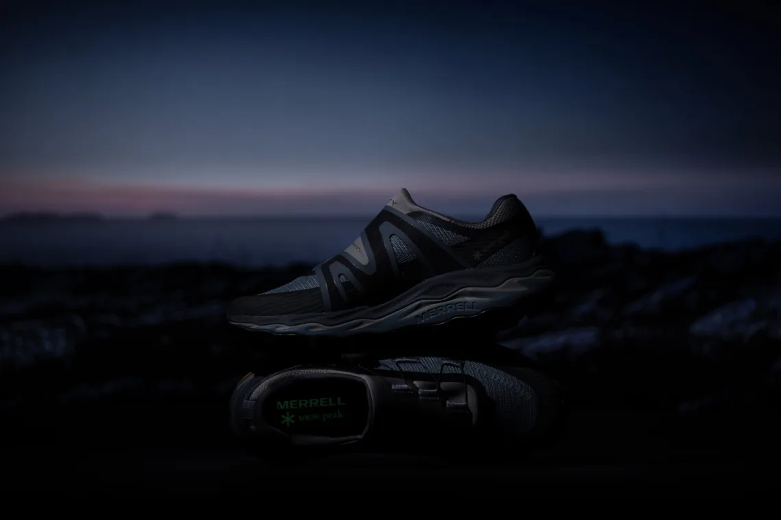 MERRELL x Snow Peak AGILITY PEAK 6 BOA SP บนฉากฟ้าก่อนเช้า