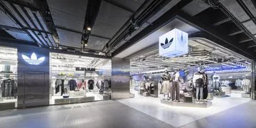 adidas Originals Siam Center เผยโฉมร้านด้วยคอนเซ็ปท์ใหม่ เดินหน้ายกระดับประสบการณ์รีเทลไปอีกขั้น